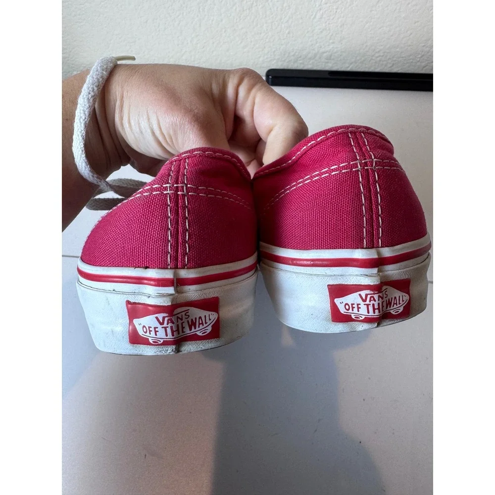Vans Y2K‎ Low Top Sneakers Women 7 Canvas Lace Up Skater Minimalist Indie Red